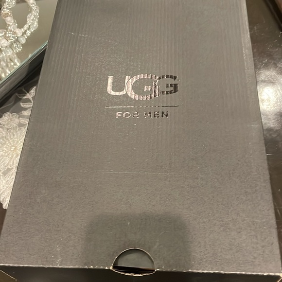 UGG-Cali wing toe berby - Picture 8 of 9